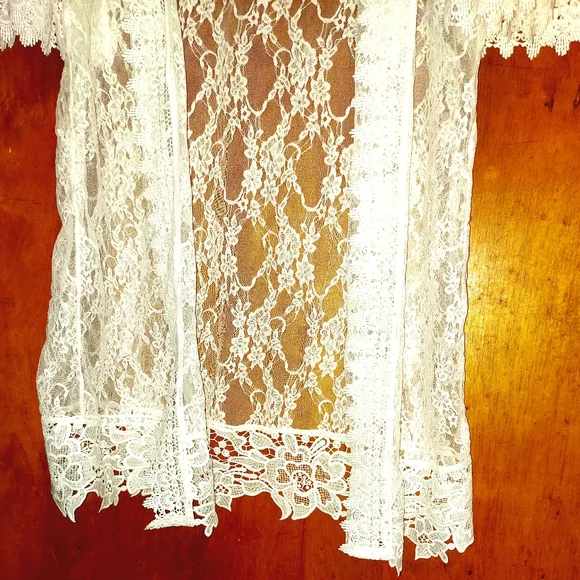 Kimono, White Lace, Beautiful, Sz.2X, Perfect for Weddings, Swimsuit Coverup, - Picture 4 of 9